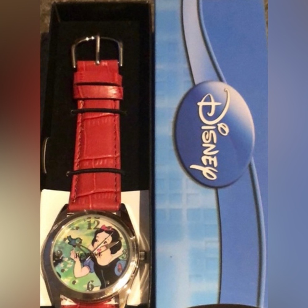 Disney Snow White Avon Watch New
